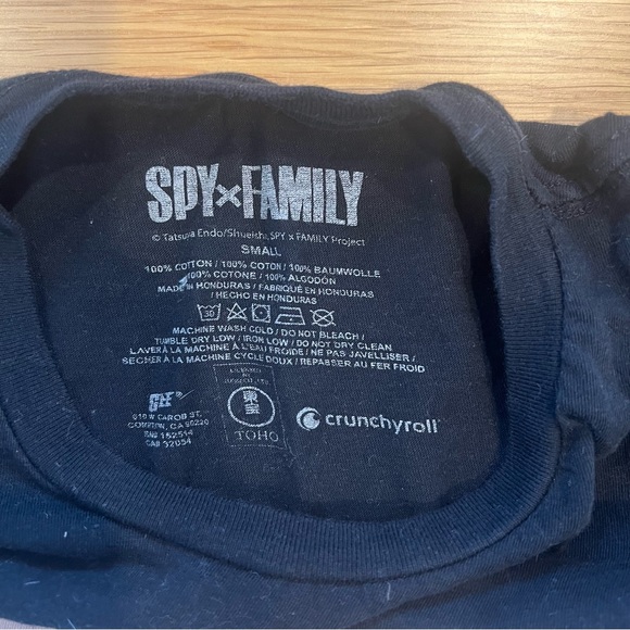 spy x family anya hot topic graphic tee - Picture 2 of 3